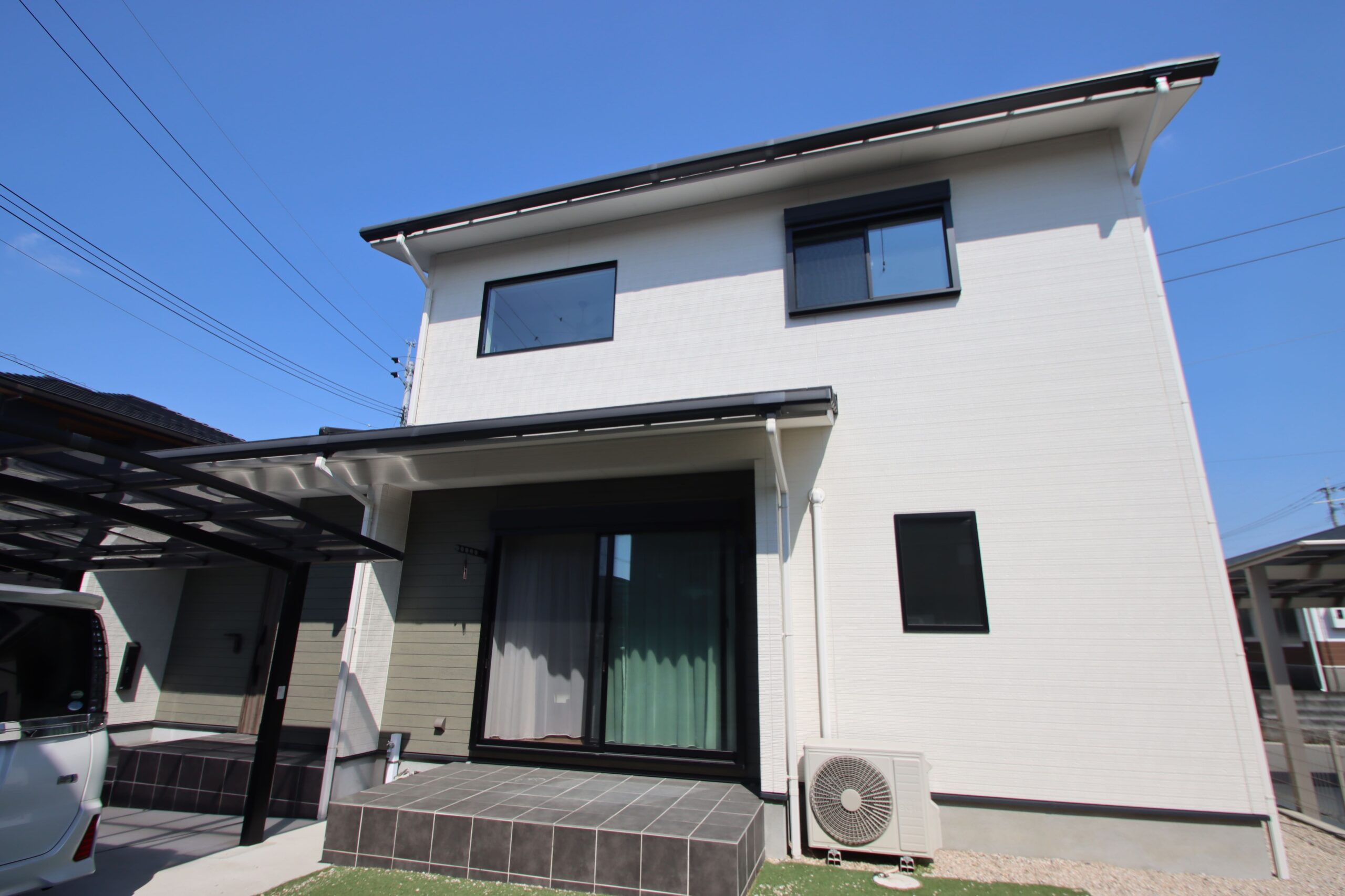 駐車場2台並列可能