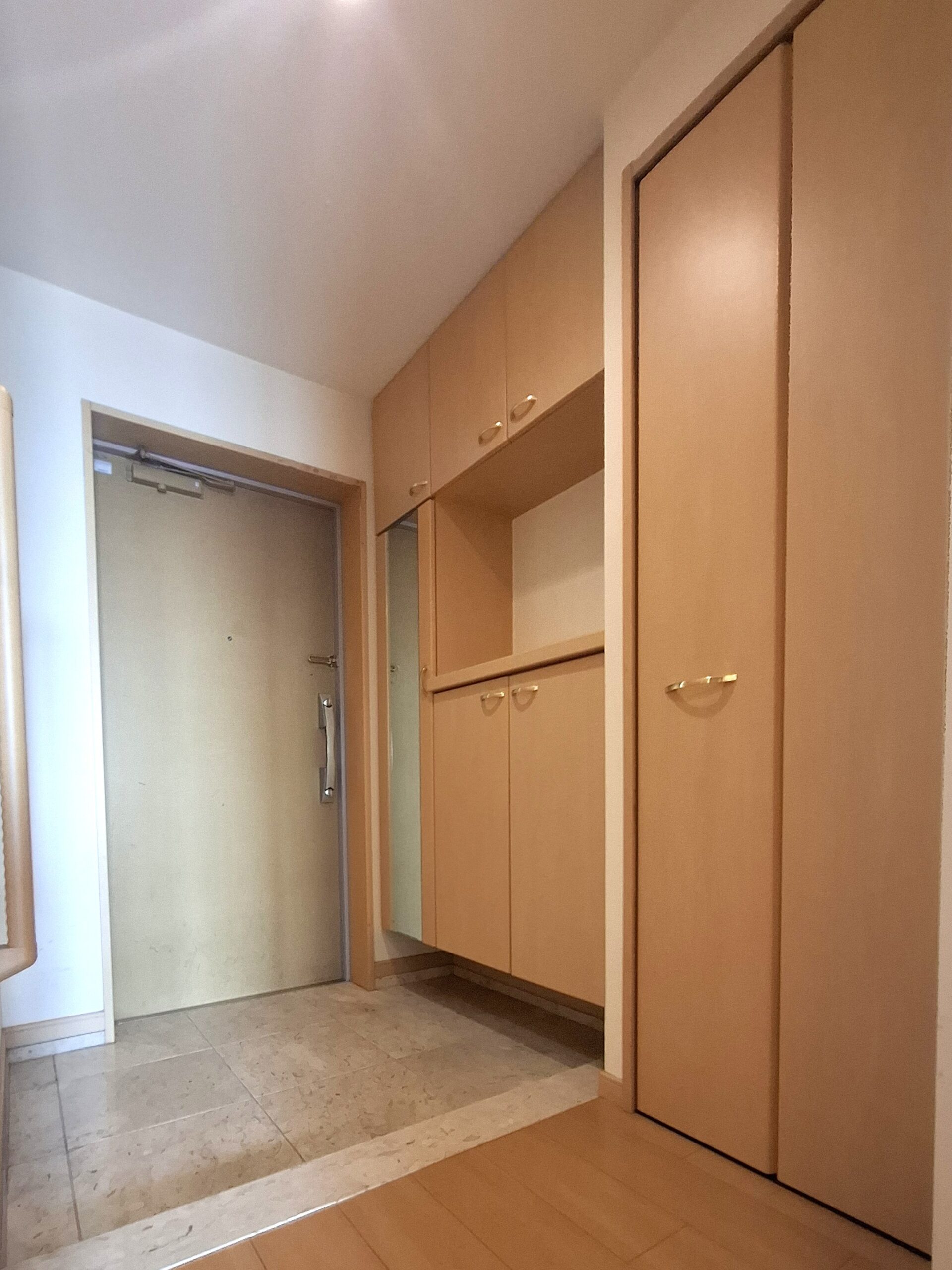 玄関周りも収納たっぷり!